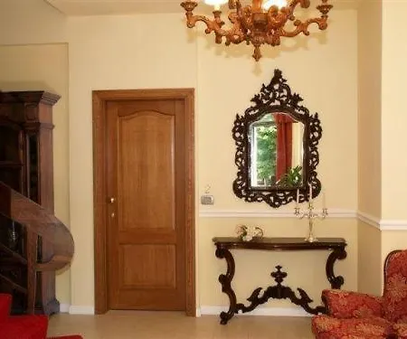 فندق مبيت وإفطار Petit Chateau 3*